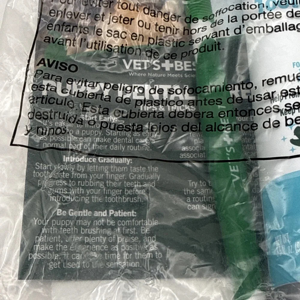 Vet's Best Dog Toothpaste & Dog‎ Toothbrush Dental Kit Exp 03/2027 For Puppies